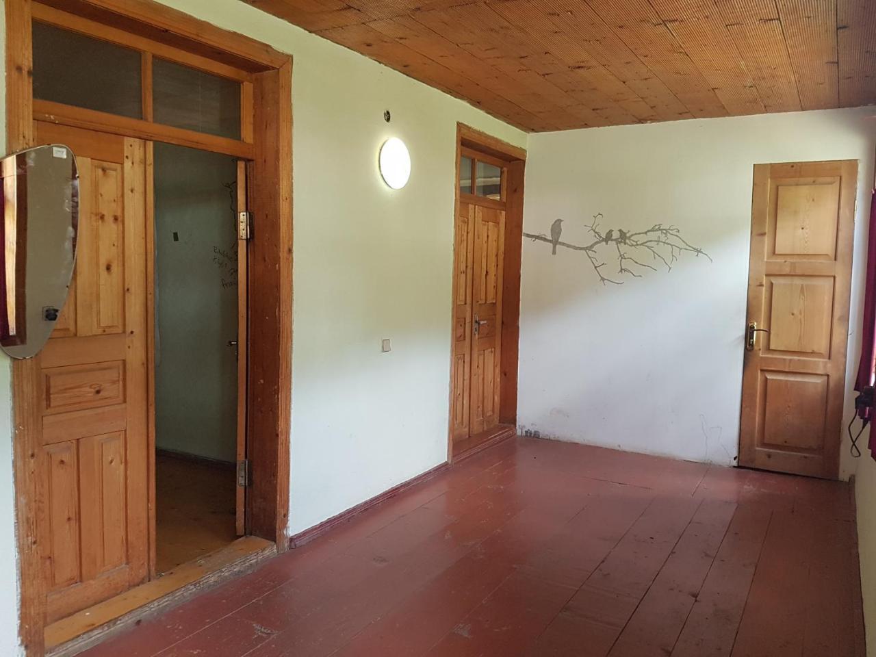 Hostel The Misty Mountains Mestia Exterior foto